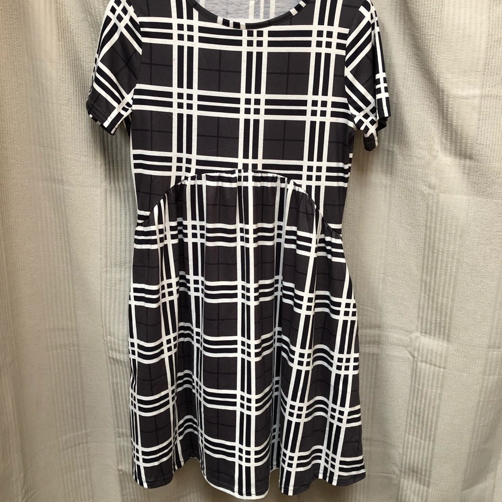Women's Comfy Loose Fitting Dress Size Small W/Pockets - Picture 1 of 4